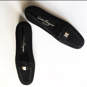 Authentic Ferragamo Womens Loafers